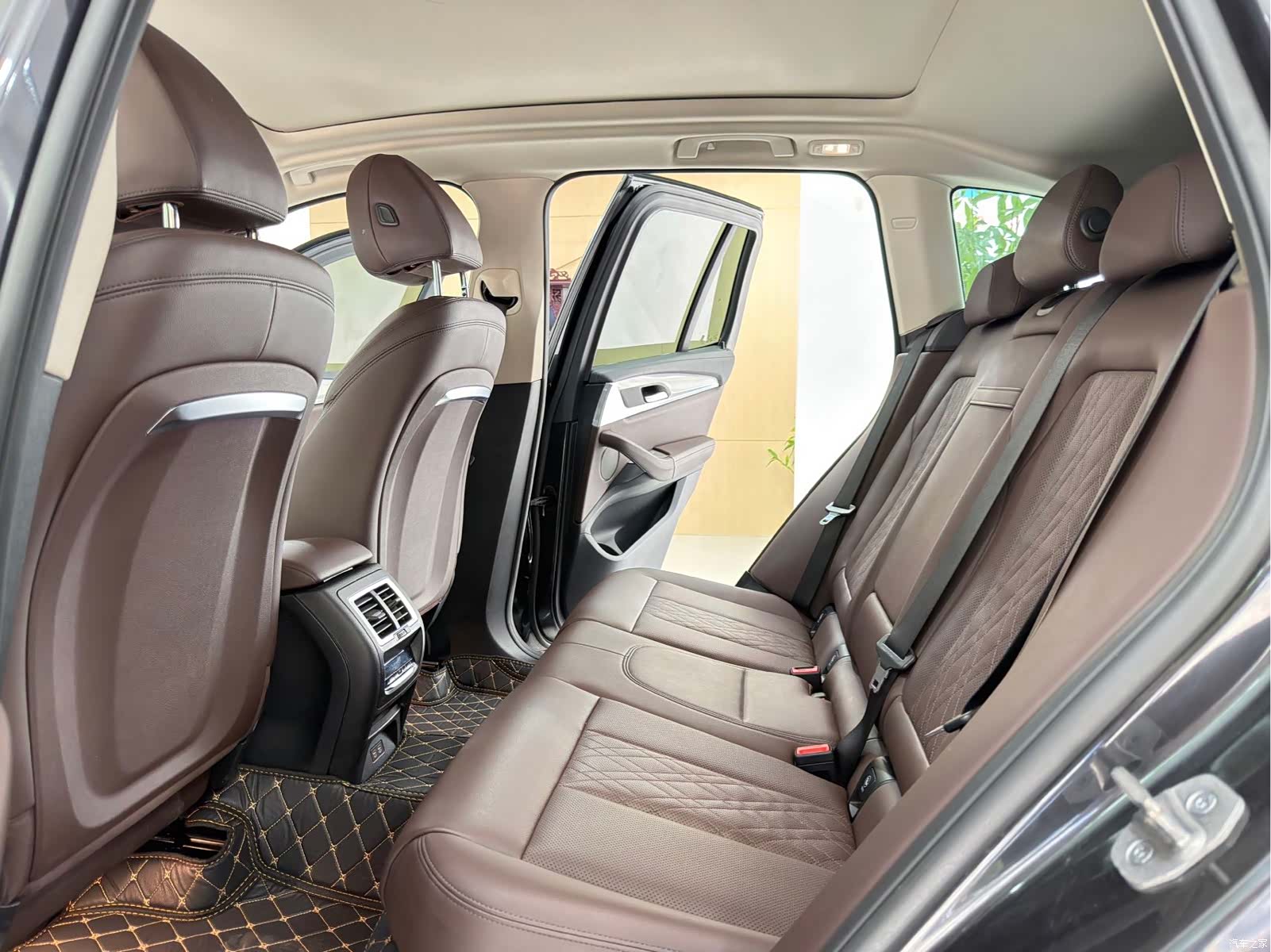 BMW iX3, 2021 6