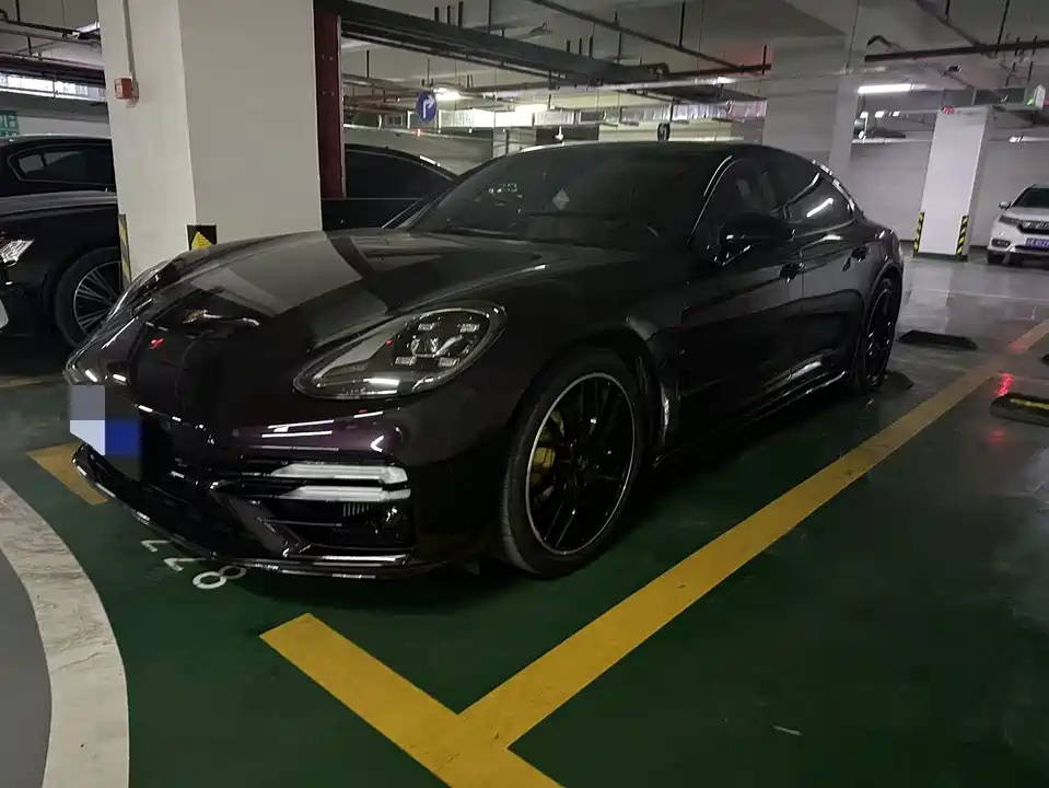Porsche Panamera
