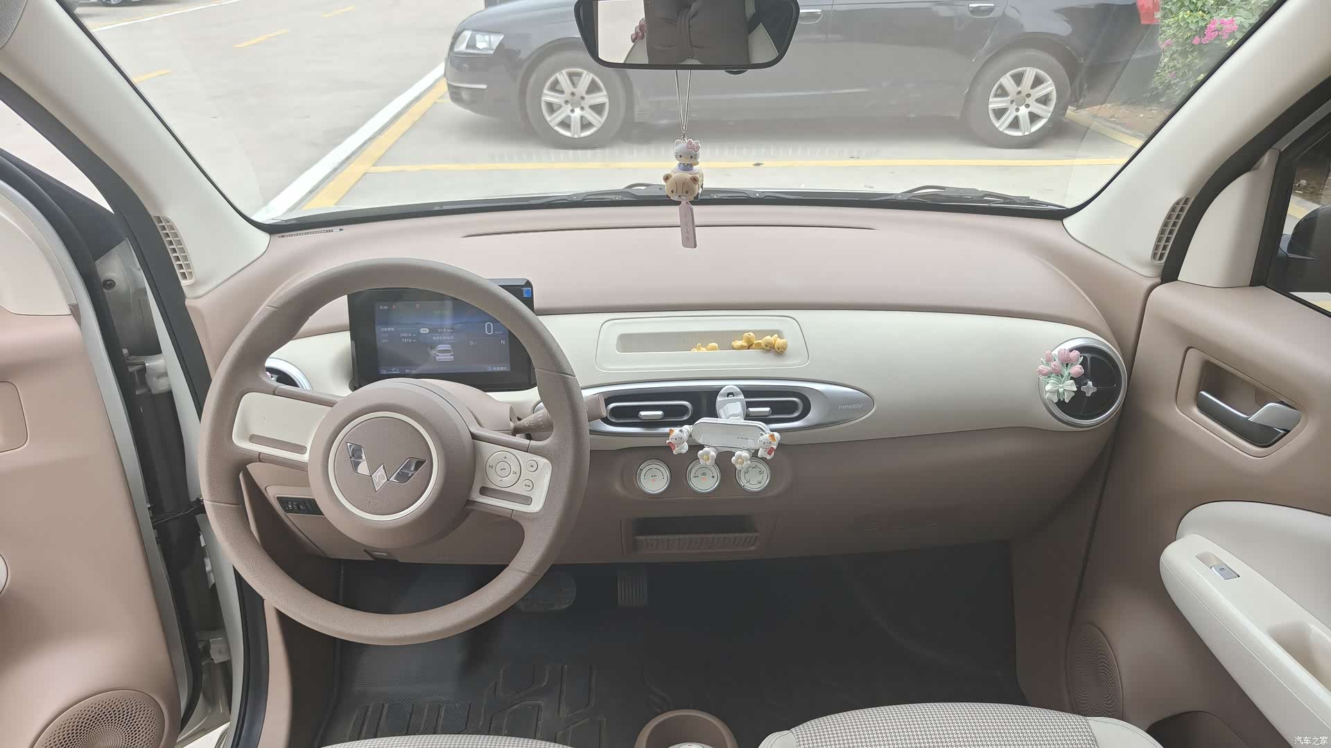 Wuling MINIEV, 2025 6