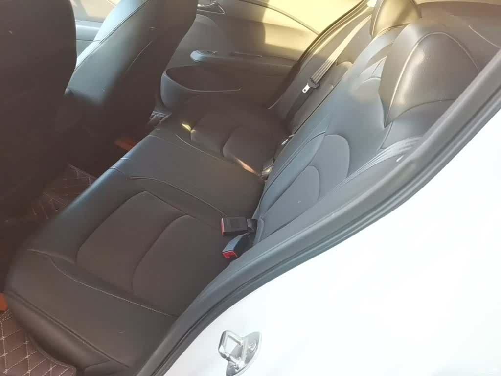 Chevrolet 320, 2018 17