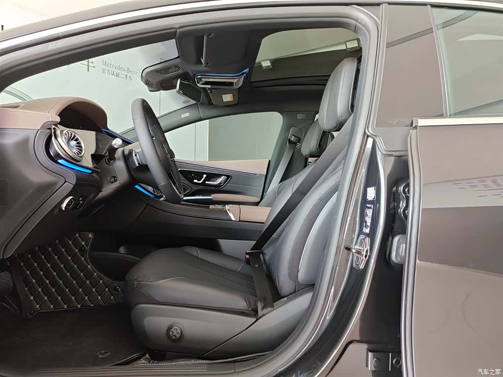Mercedes-Benz EQS, 2025 12
