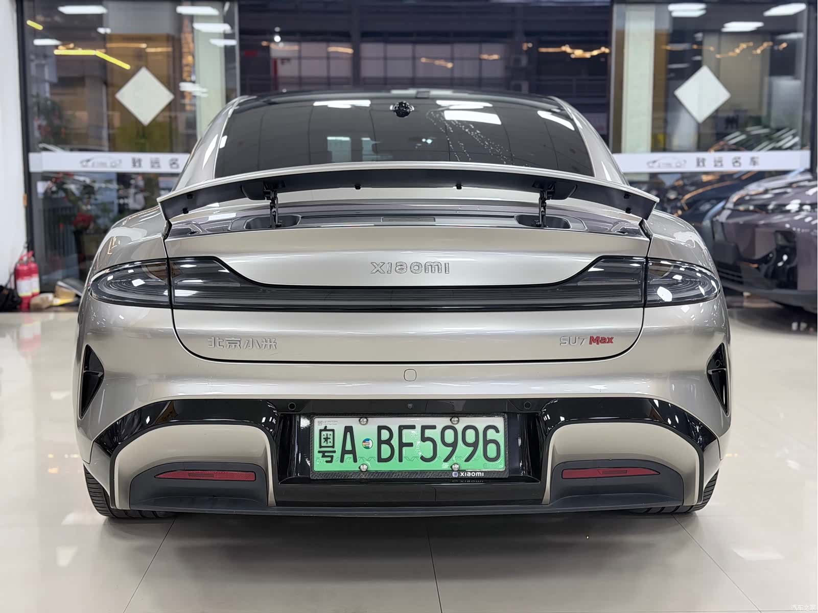 Xiaomi SU7, 2024 все фото