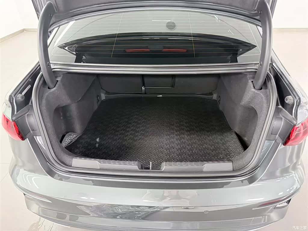 Audi A3, 2022 8