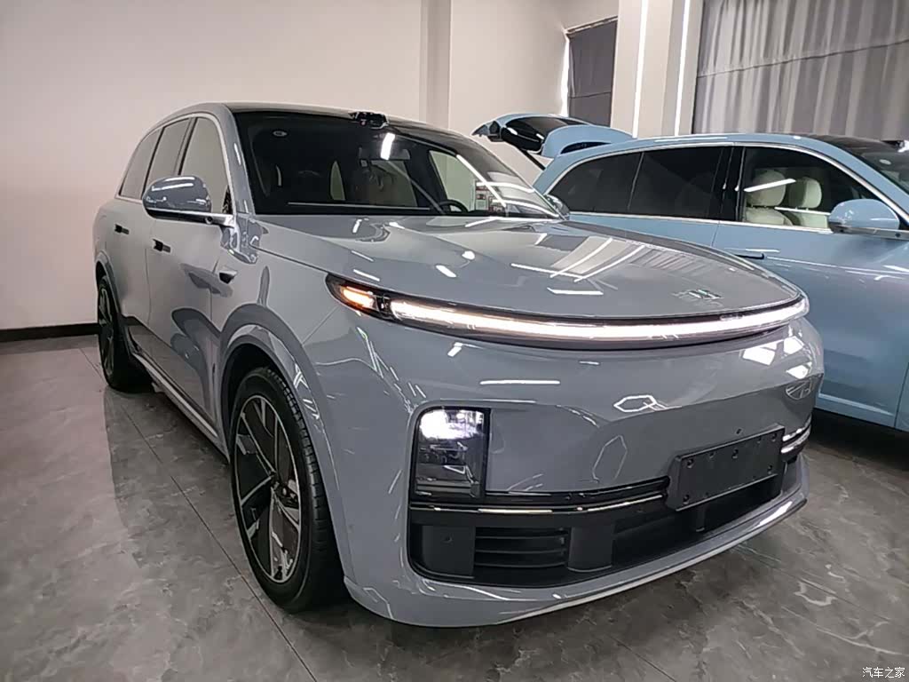 Li Auto L8, 2025 4