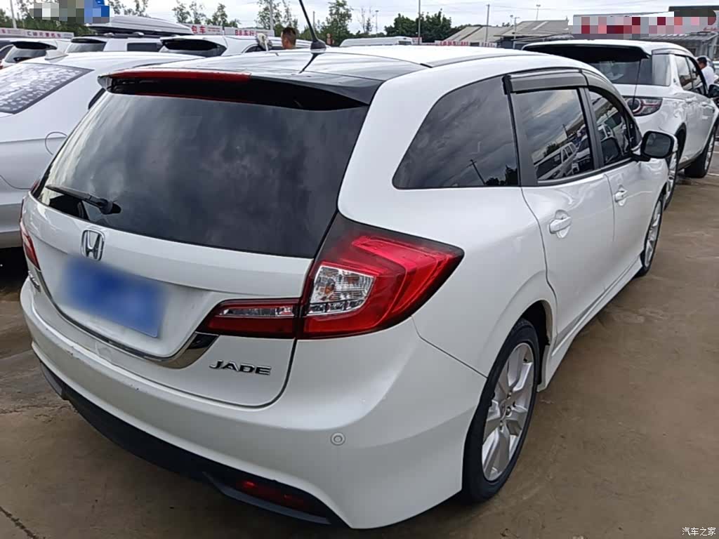 Honda Jade, 2016 7