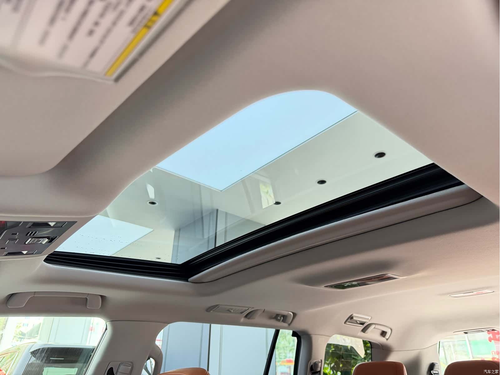 Lexus LX, 2019 15