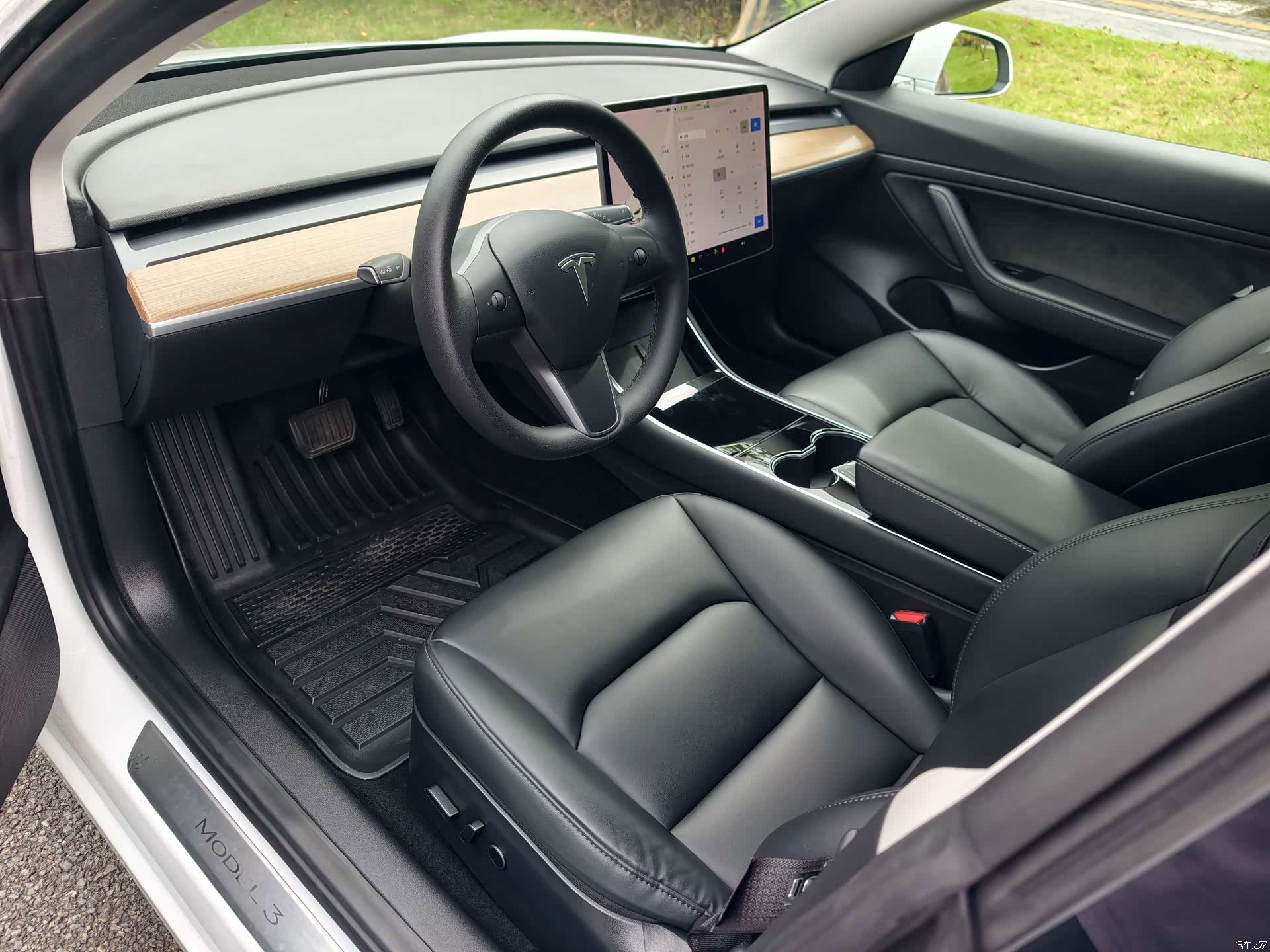 Tesla Model 3, 2020 7
