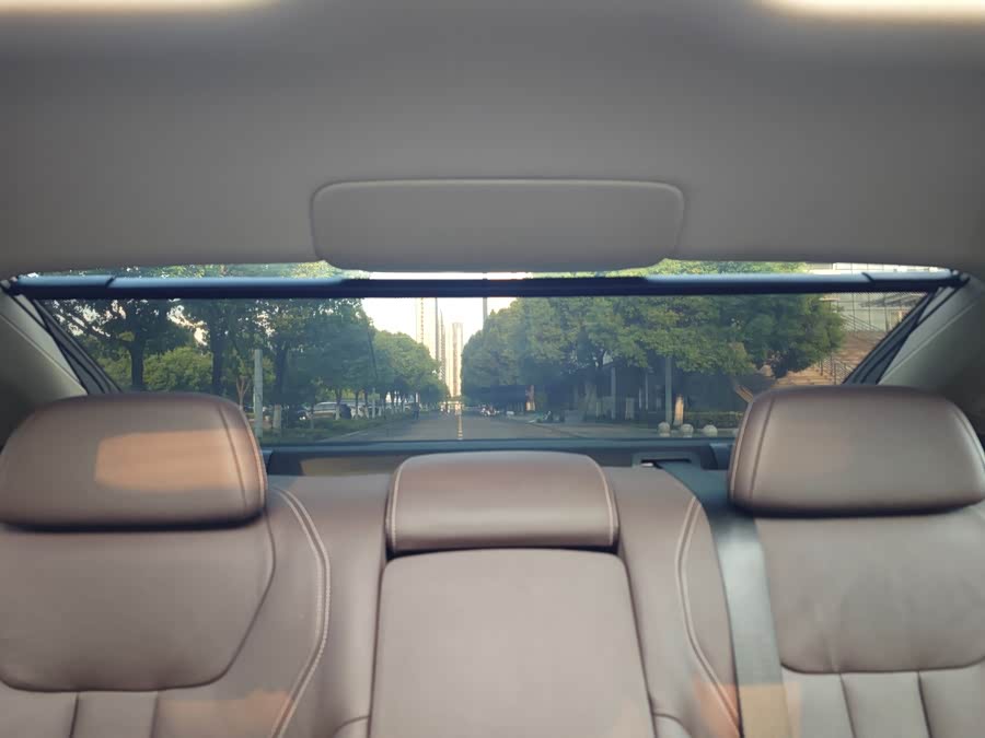 BMW 7-Series 2017, фото 21