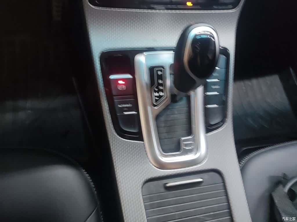 Geely Emgrand, 2018 14