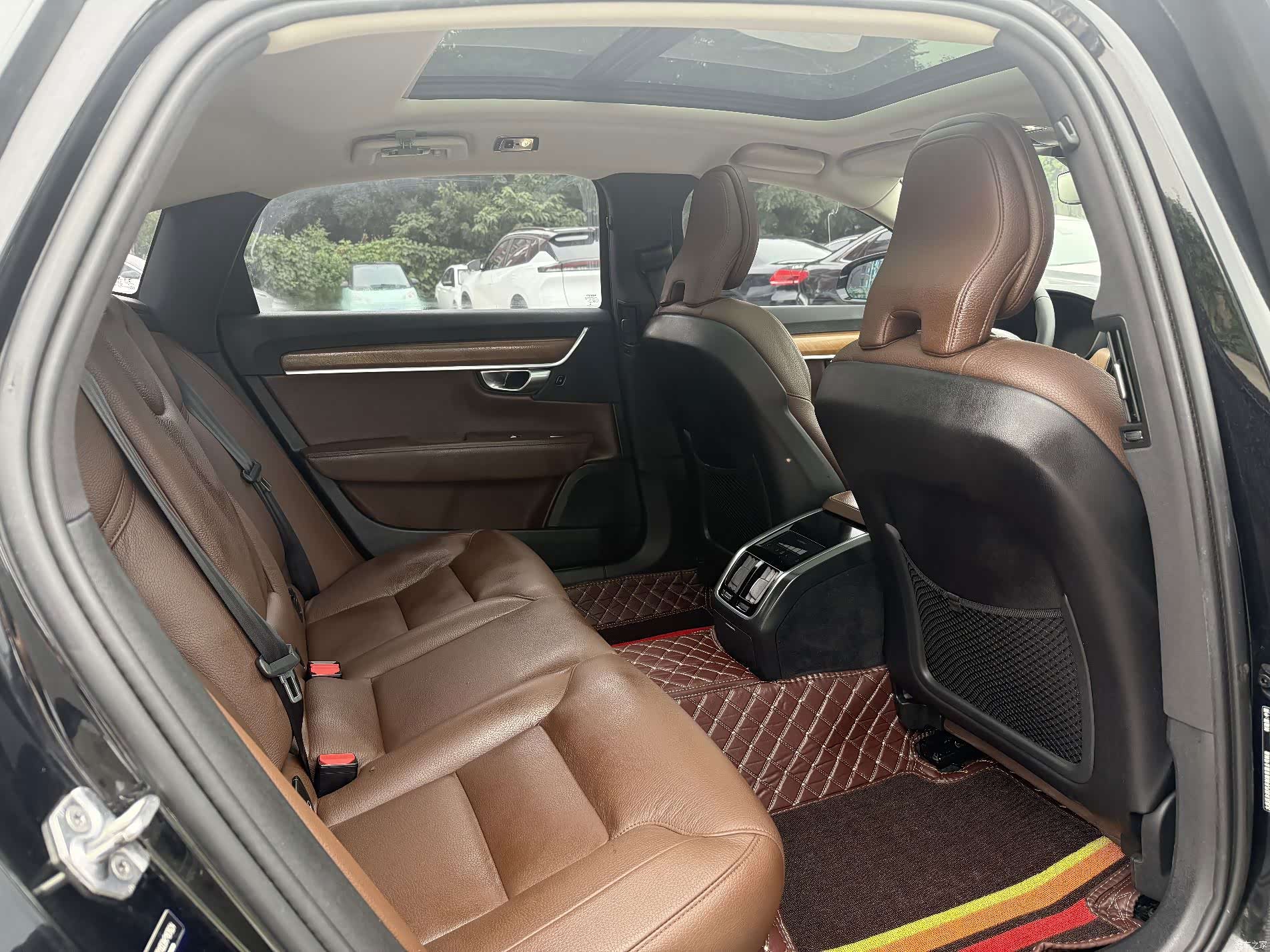 Volvo S90, 2019 9