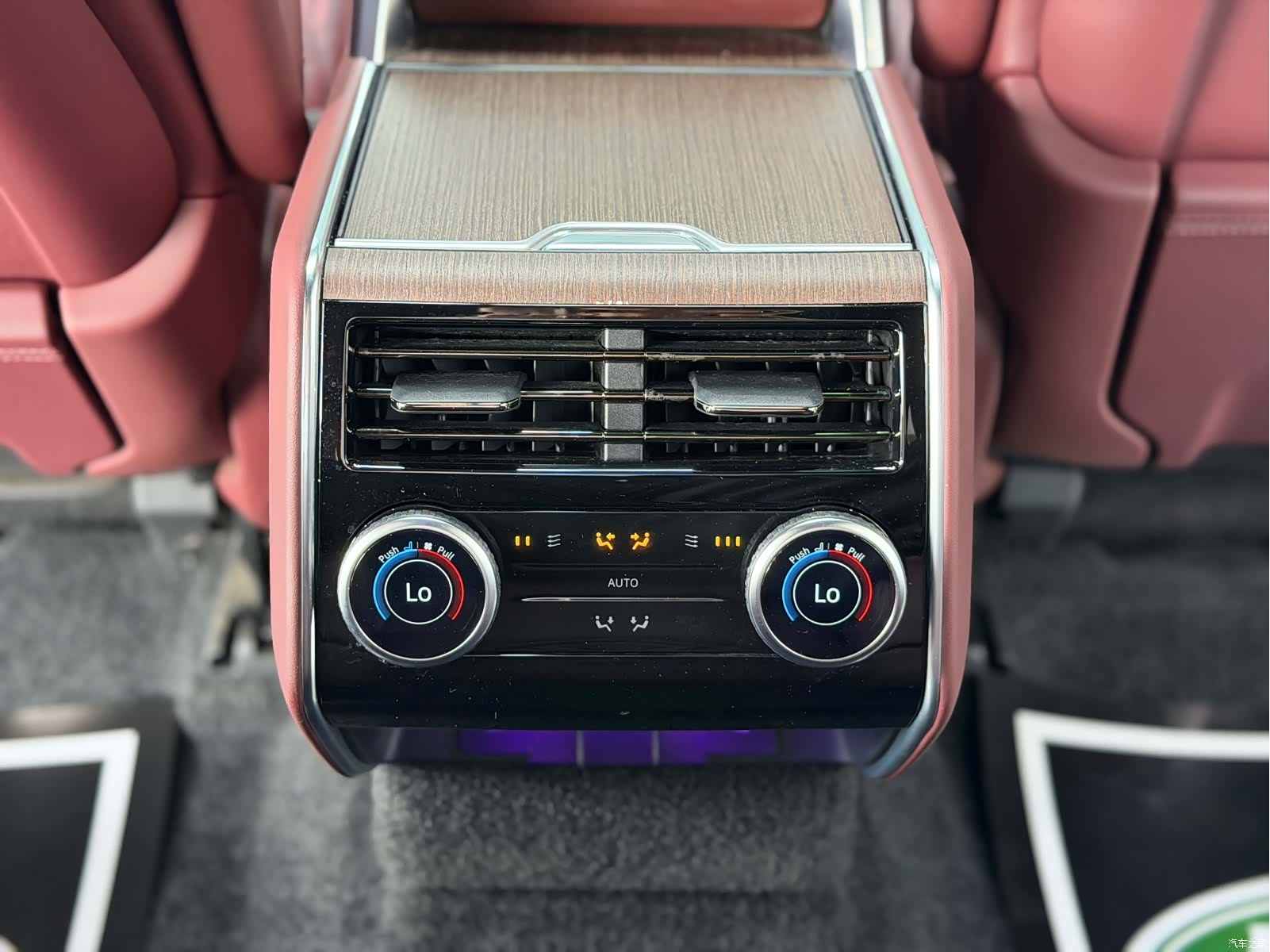 Land Rover Range Rover, 2025 26
