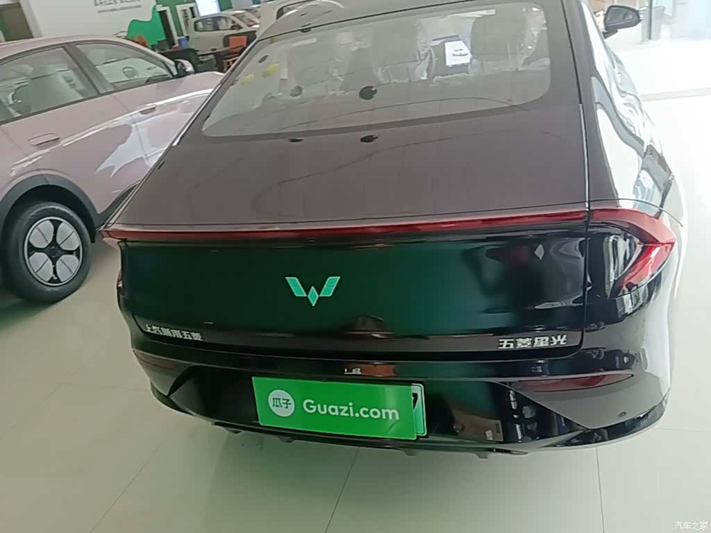 Wuling Starlight, 2025 6