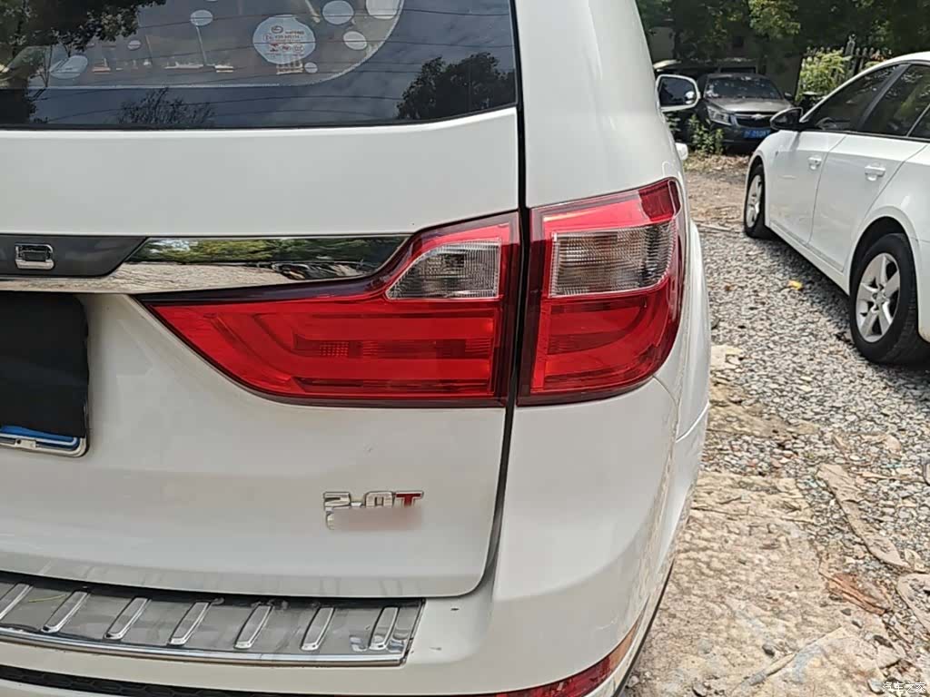 Landwind X8, 2017 8