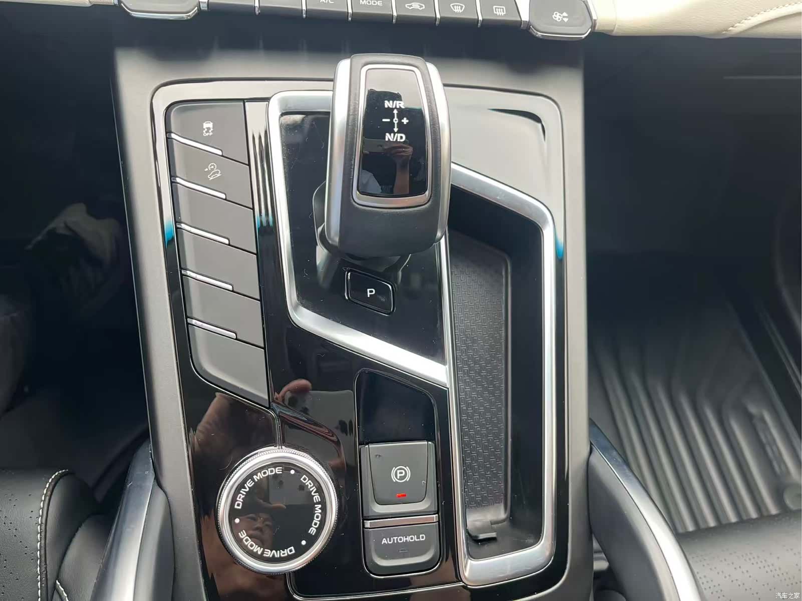Geely Boyue, 2022 17