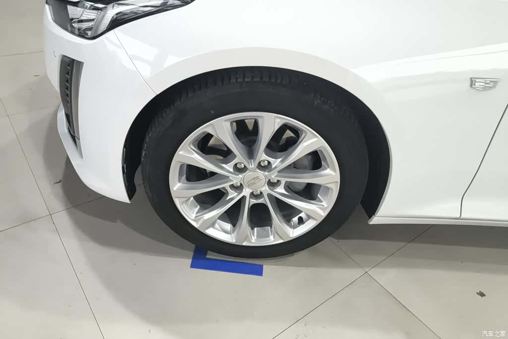 Cadillac CT5, 2022 6