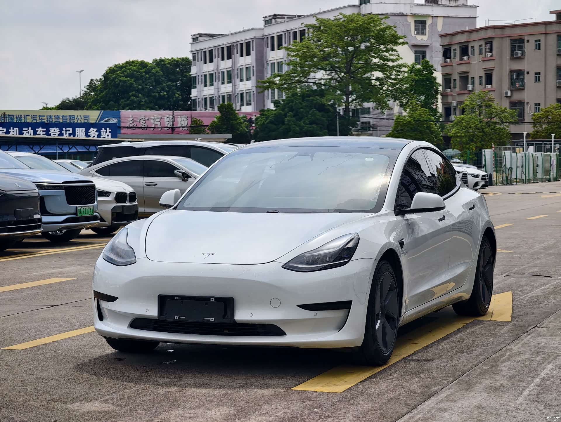 Tesla Model 3, 2021 1