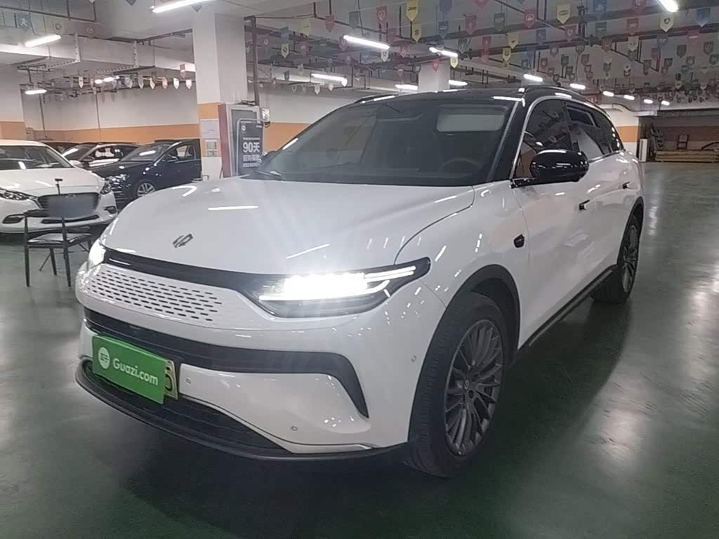 Leapmotor C11