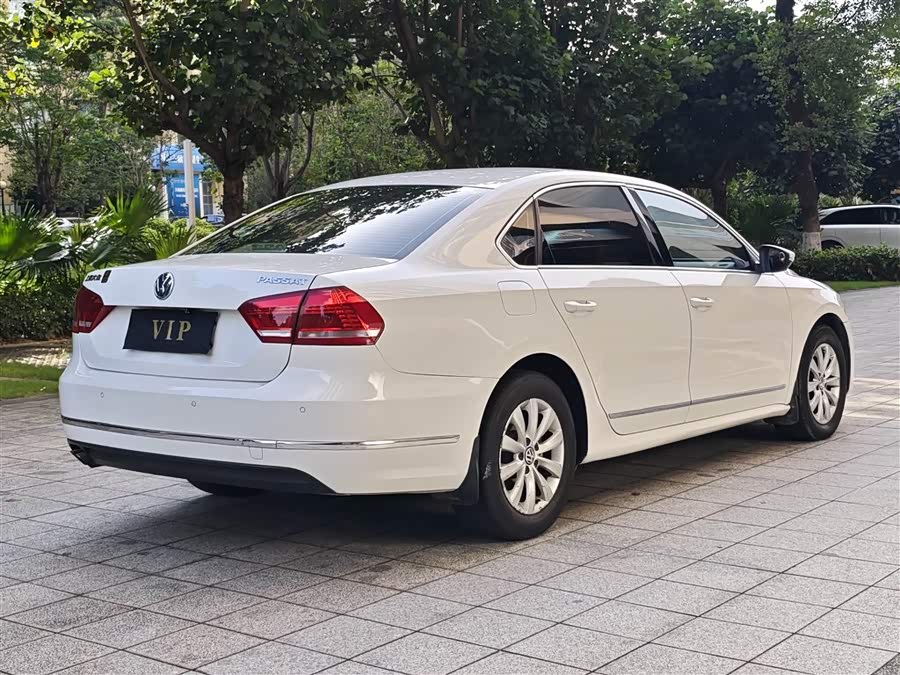 Volkswagen Passat 2012, фото 14