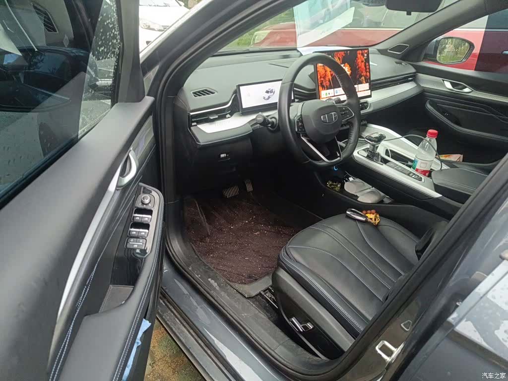 Geely Preface, 2025 17