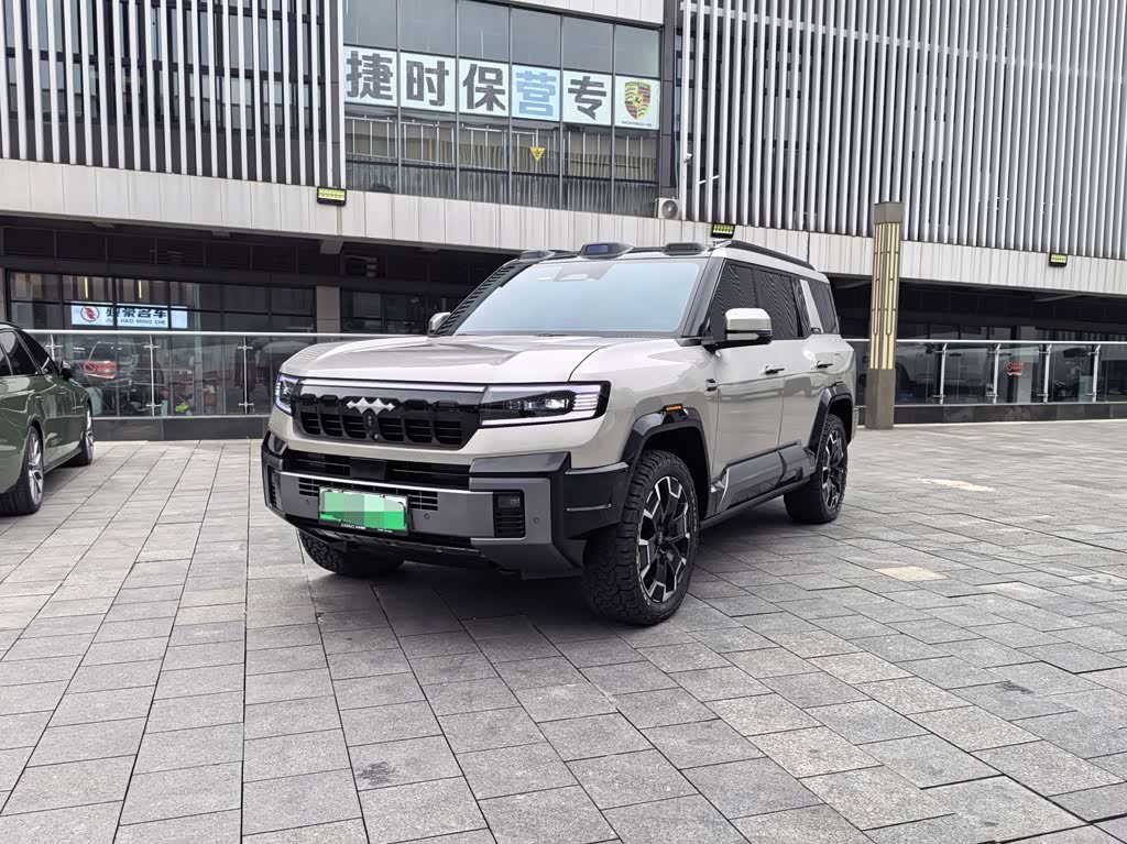 Fangchengbao Leopard 8 8 2025 Flagship 7 мест
