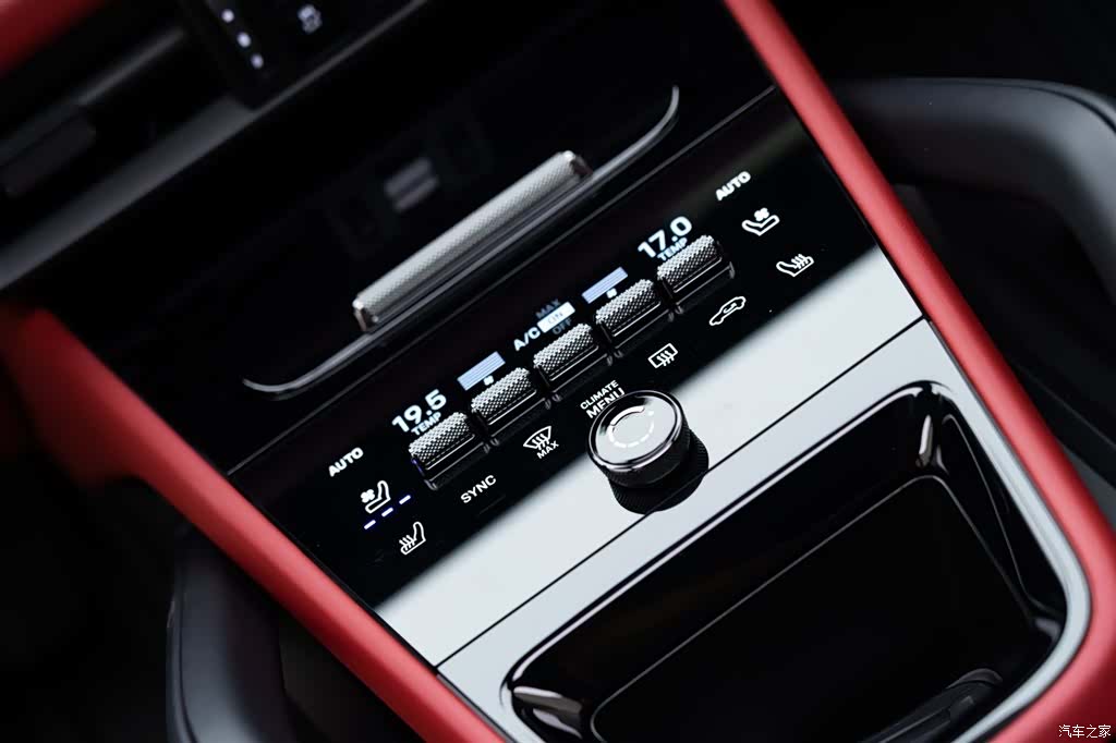 Porsche Cayenne, 2026 15