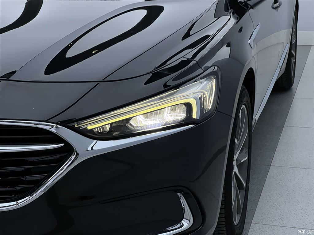 Buick LaCrosse, 2022 все фото