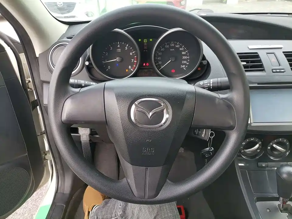 Mazda 3 star Cheng