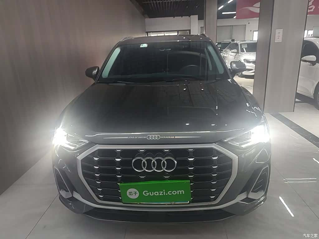 Audi Q3, 2023 3