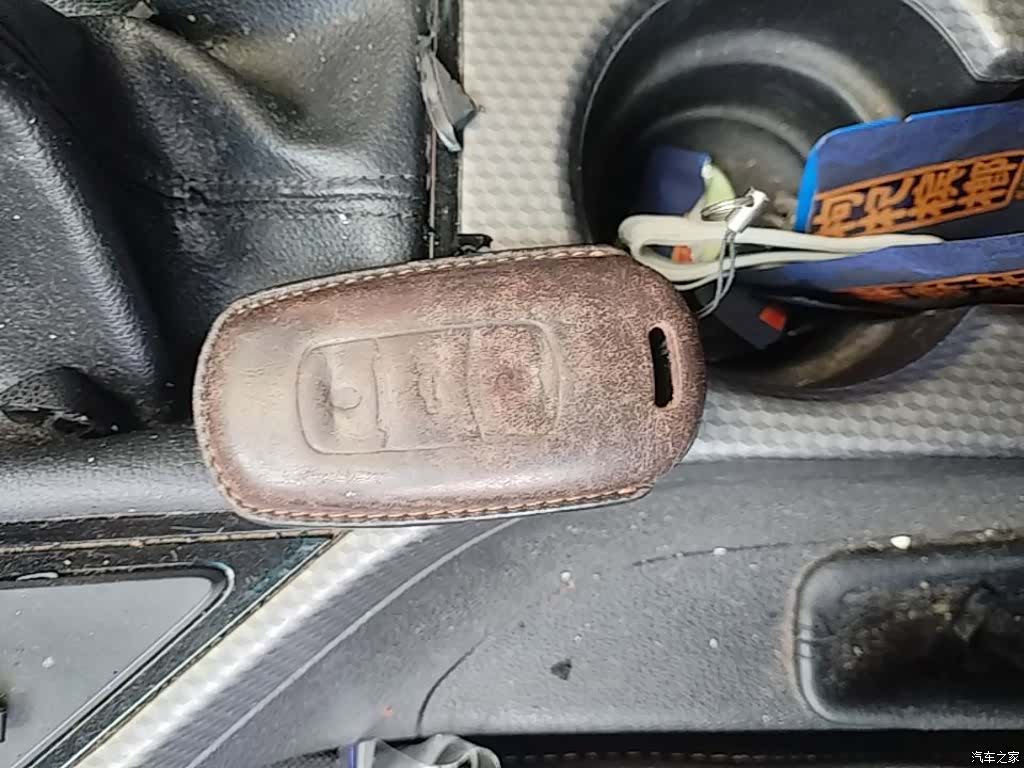 Geely Emgrand, 2016 9