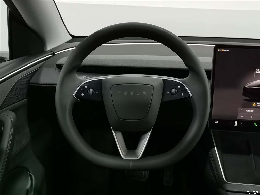 Tesla Model Y, 2025 11
