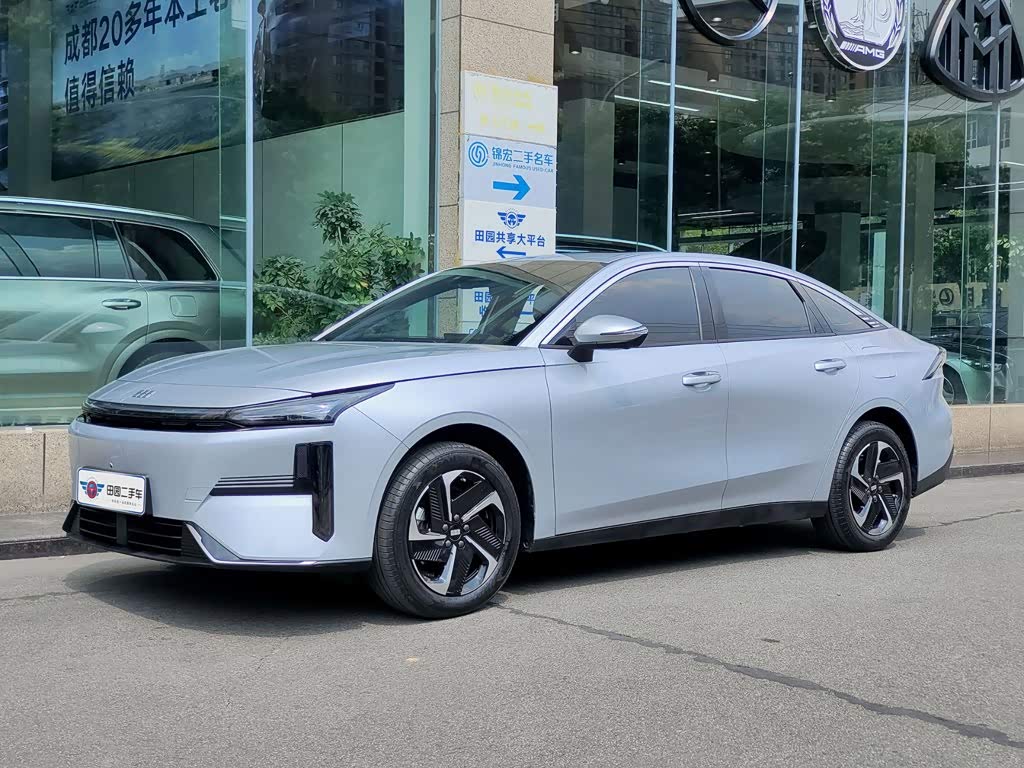Geely Galaxy L6
