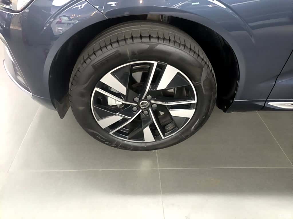 Volvo XC60, 2026 23