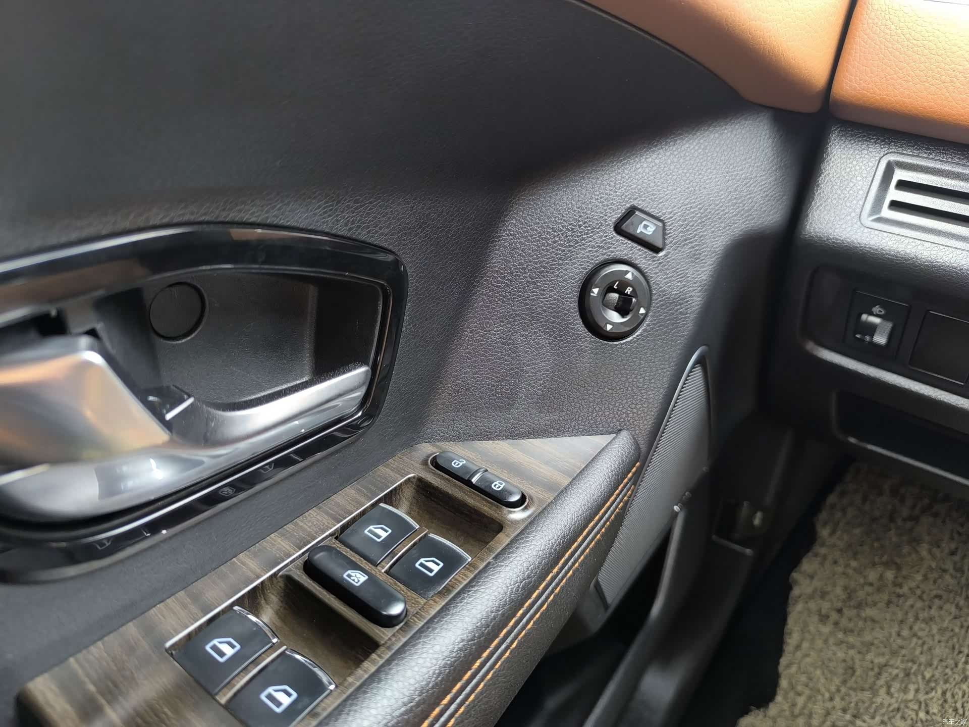 Landwind X7, 2019 18