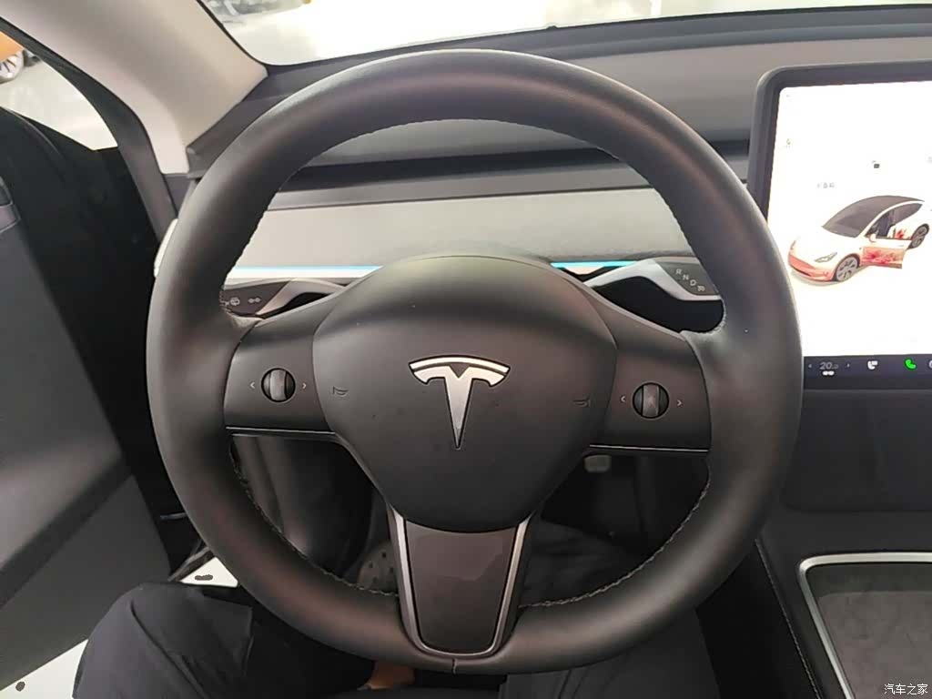 Tesla Model Y, 2024 11