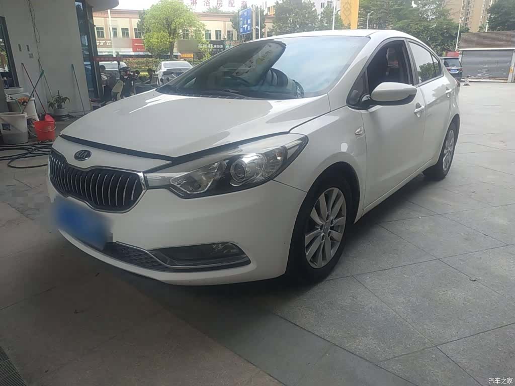 Kia K3, 2014 1