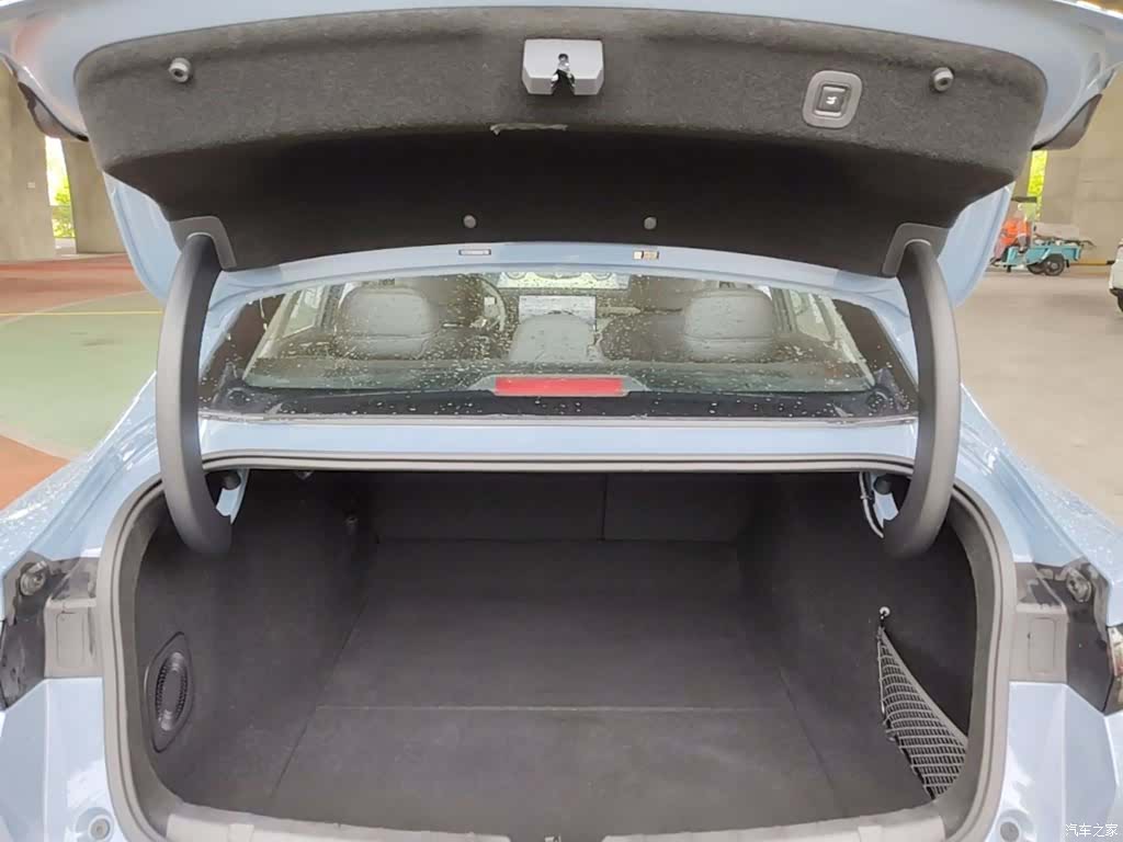 Leapmotor B01, 2025 19
