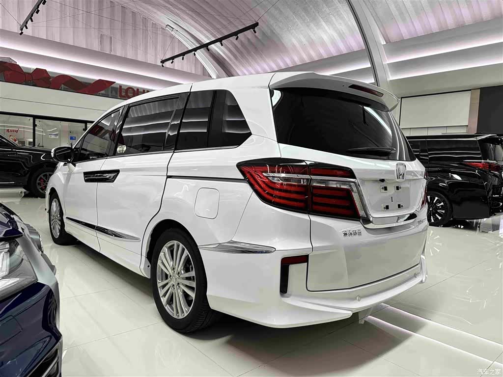 Honda Elysion, 2019 4