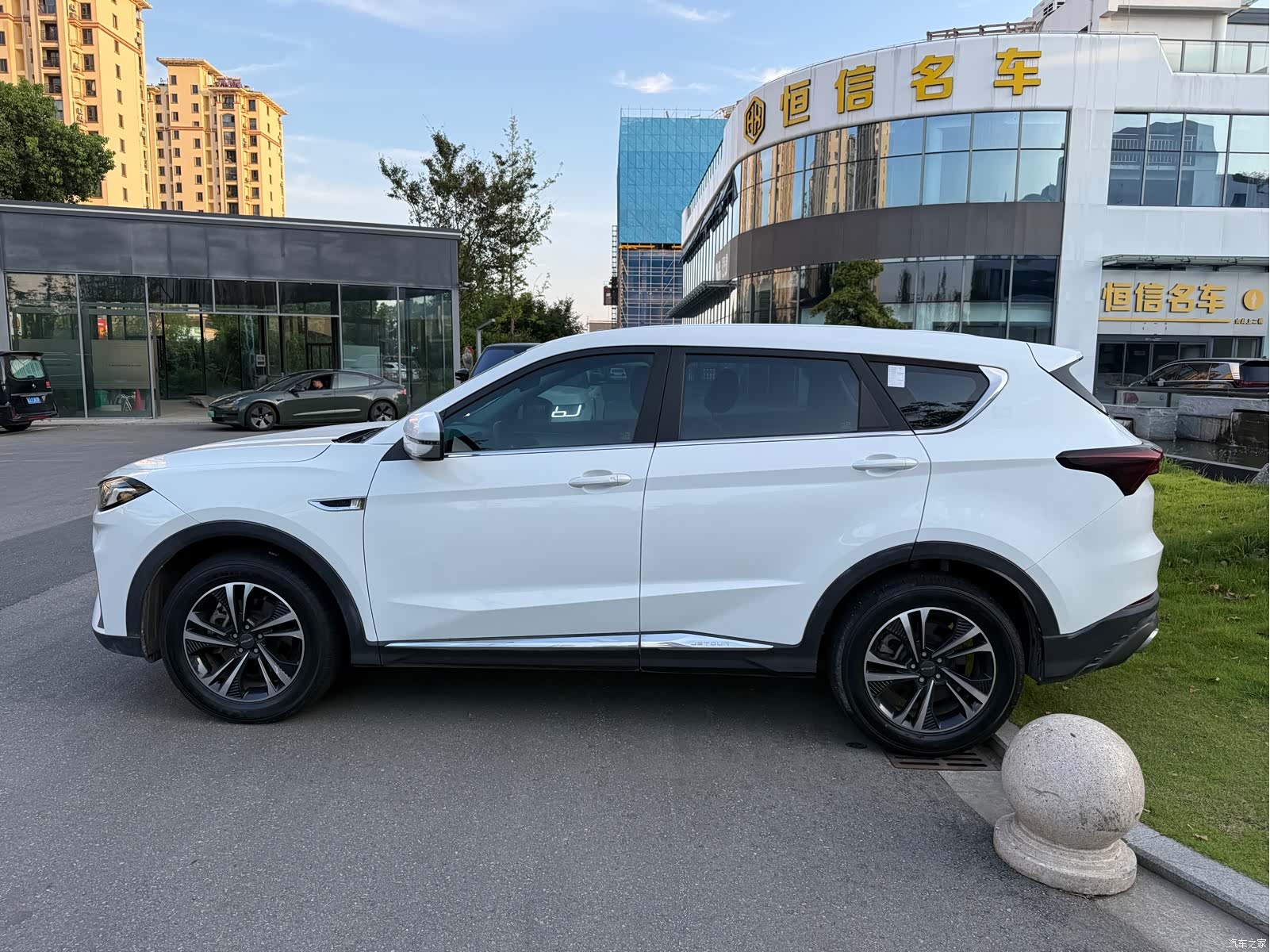 Jetour X70, 2021 3