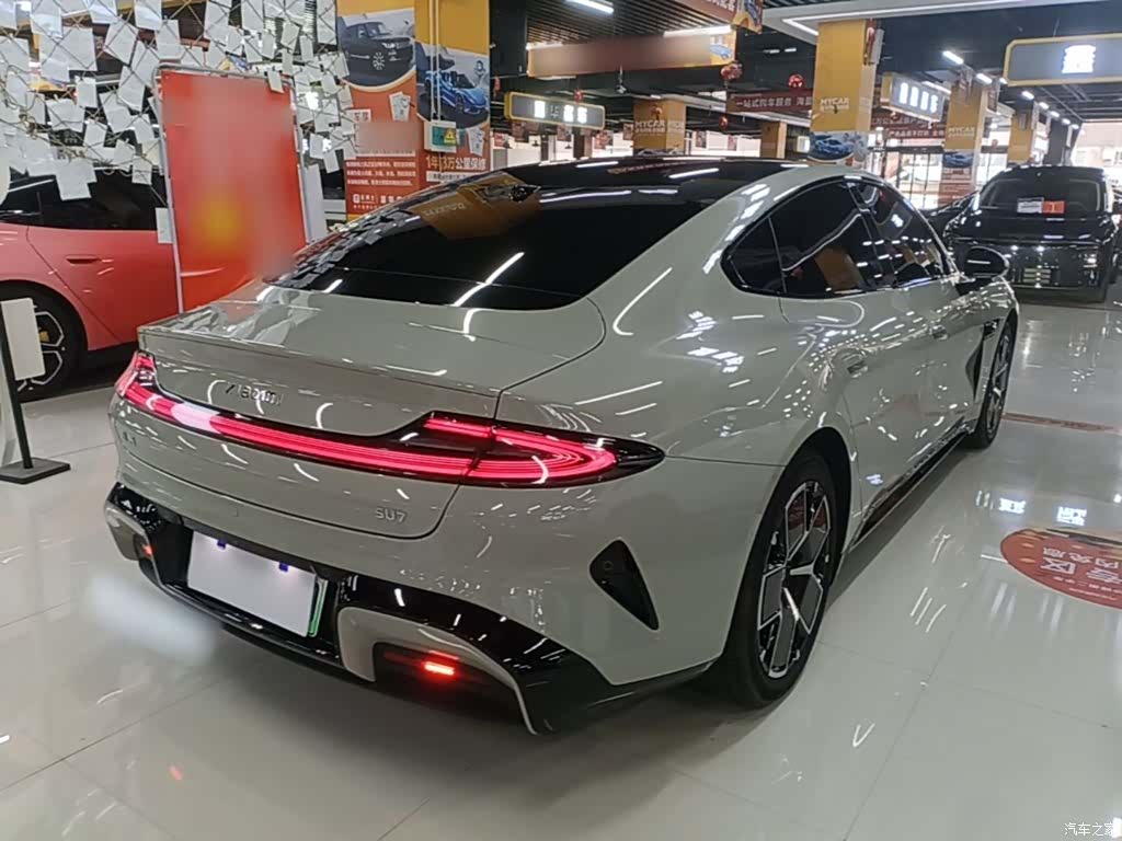 Xiaomi SU7, 2025 7