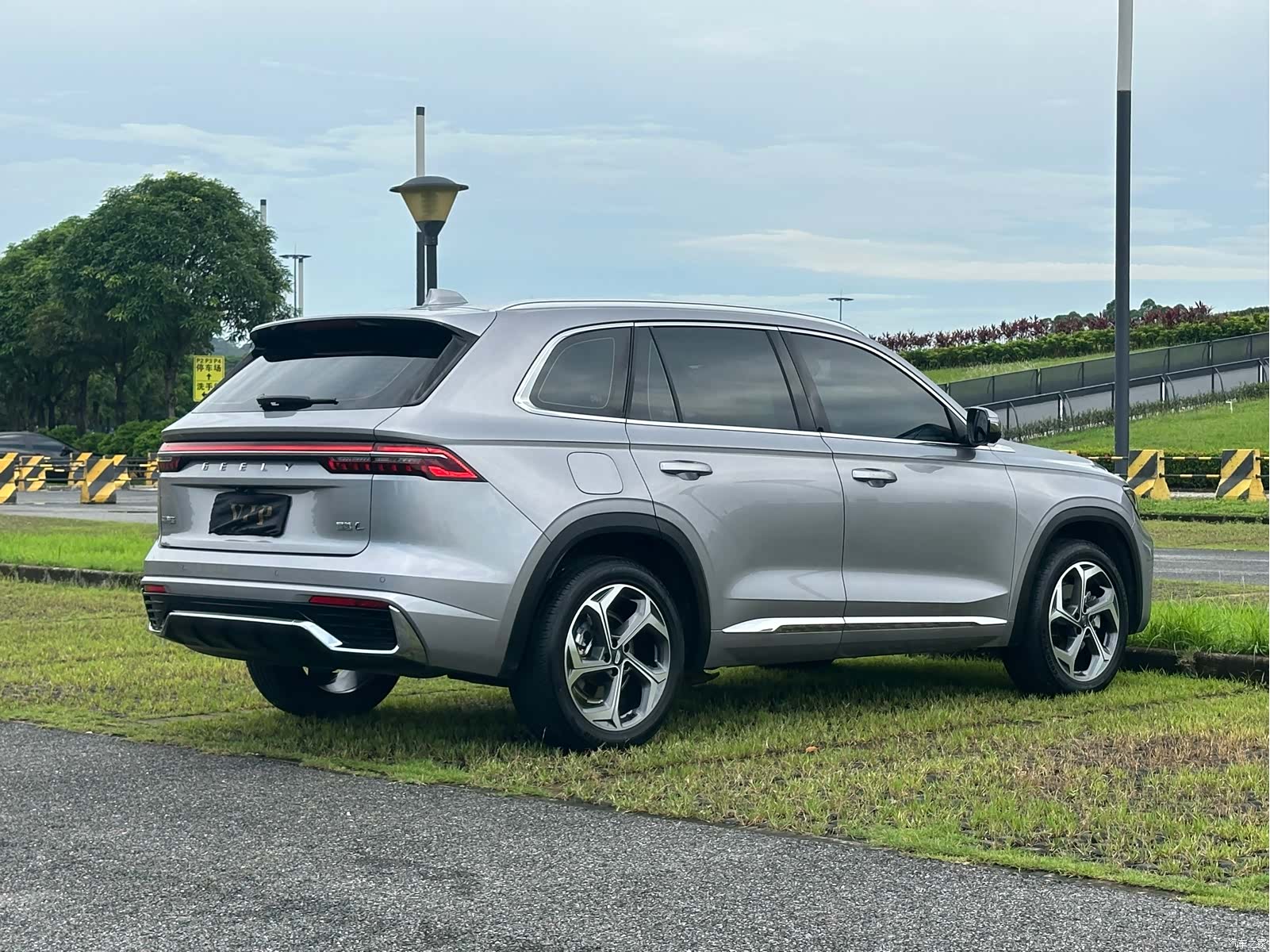 Geely Xingyue L, 2025 30