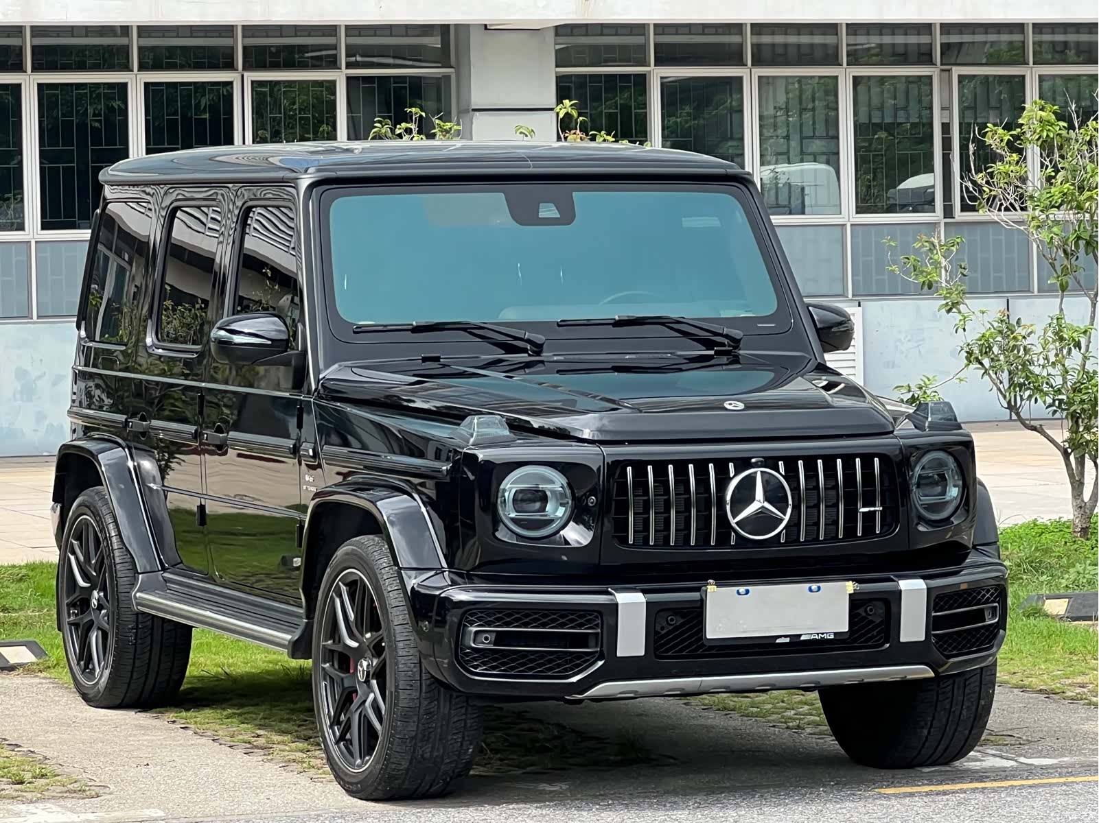 Mercedes-Benz G-Class, 2022 3
