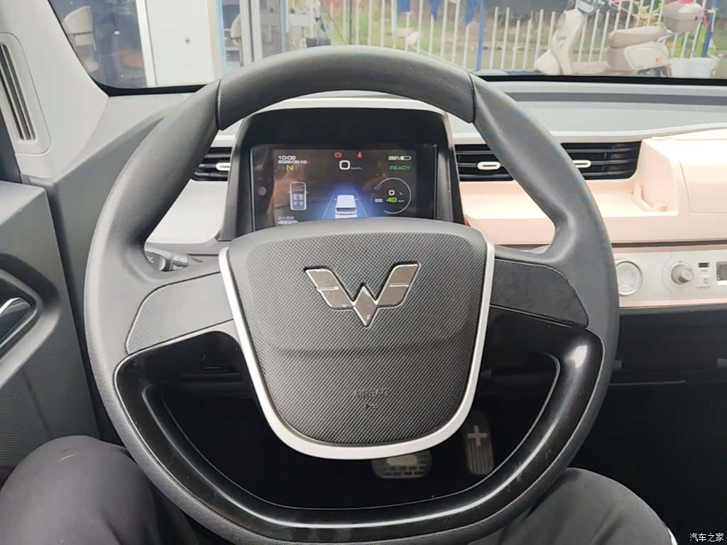 Wuling MINIEV, 2021 11