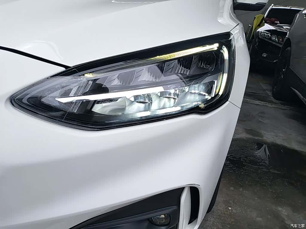 Ford Focus, 2021 24