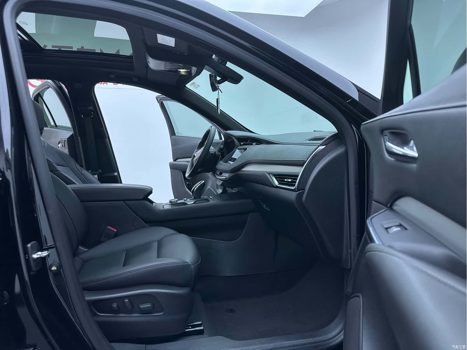 Cadillac XT4, 2021 20