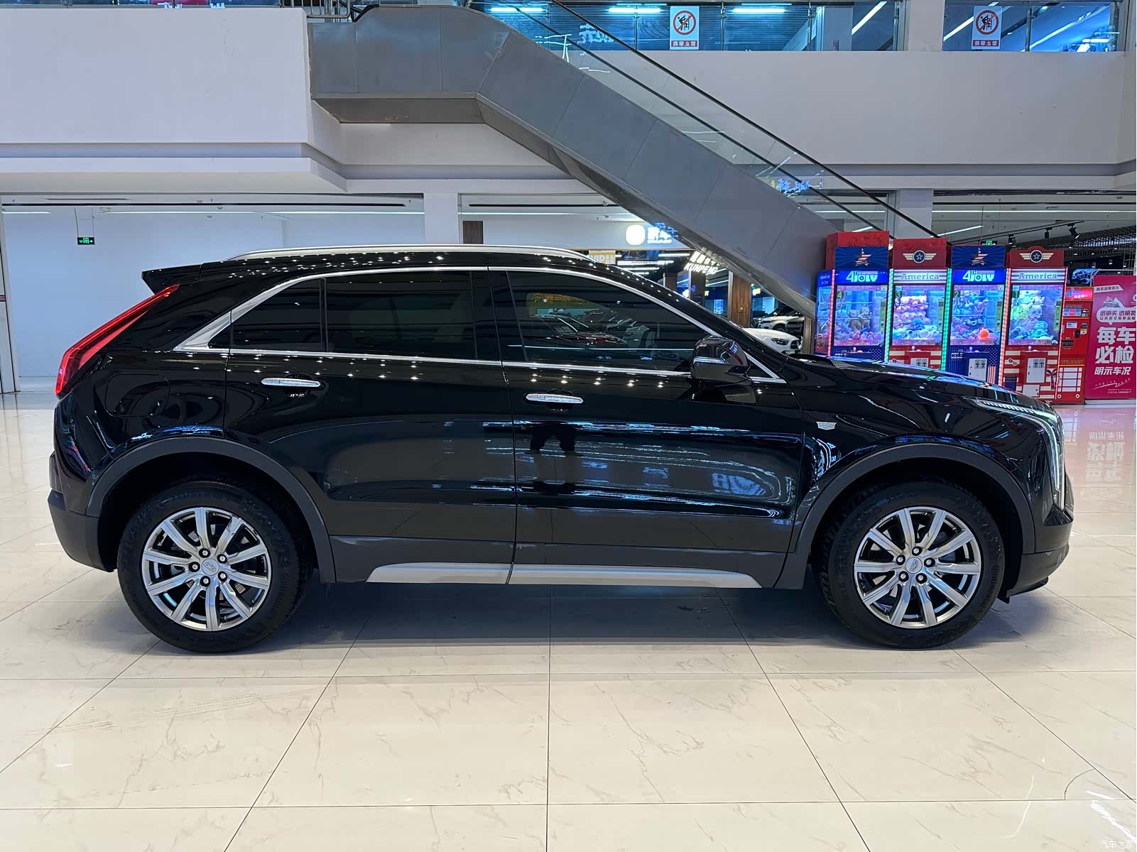Cadillac XT4, 2021 8