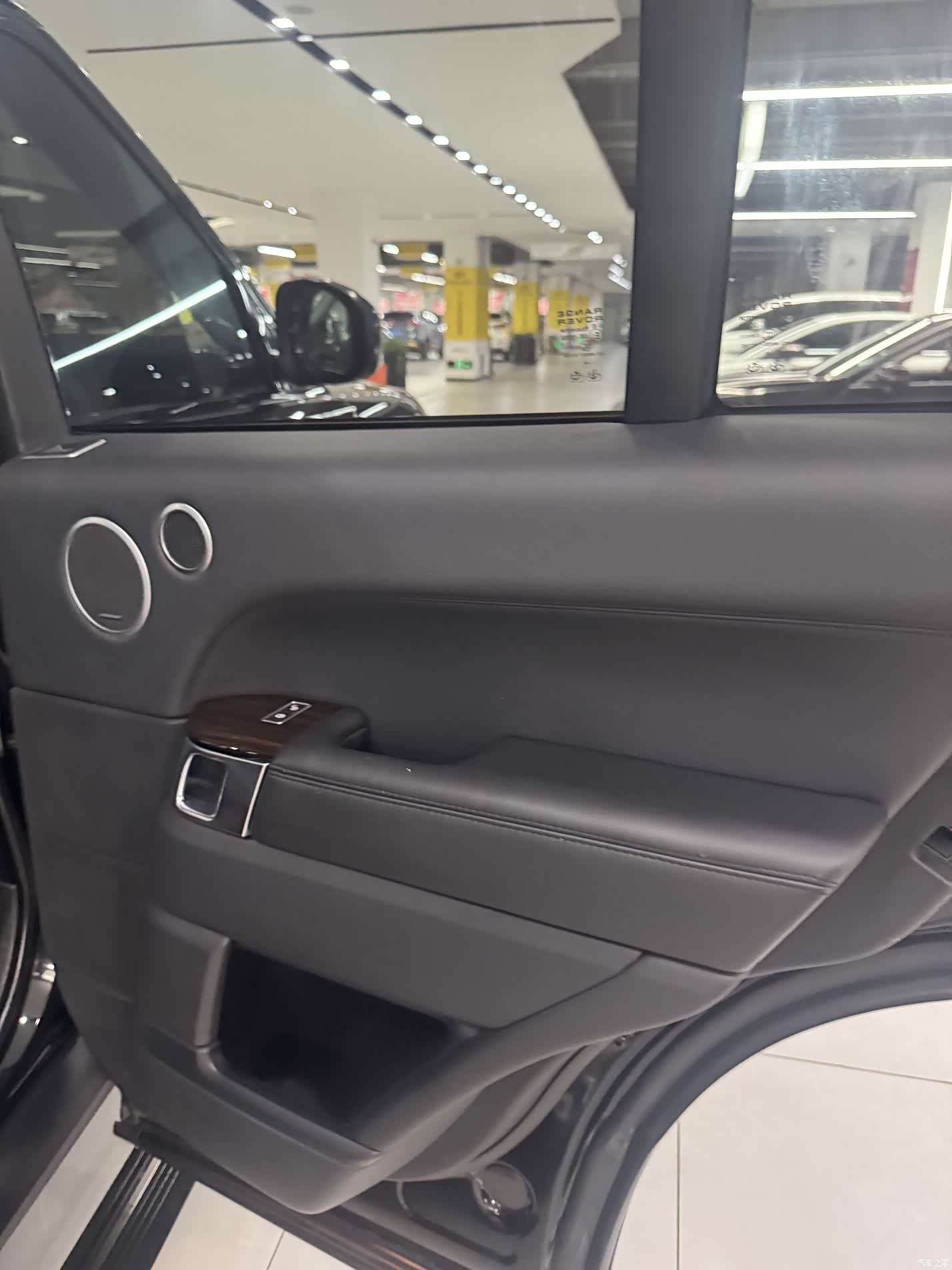 Land Rover Range Rover, 2016 16