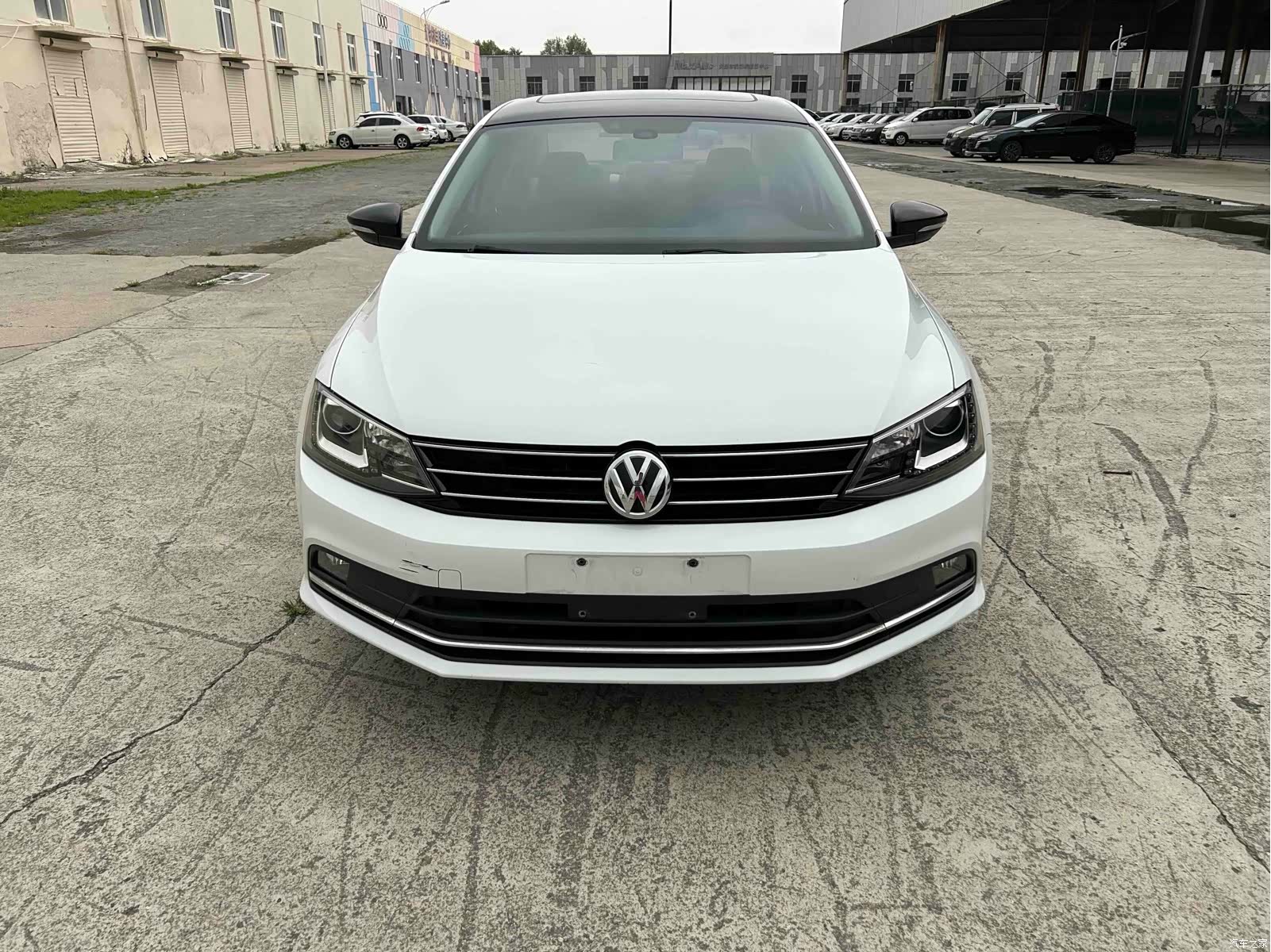 Volkswagen Sagitar, 2016 2
