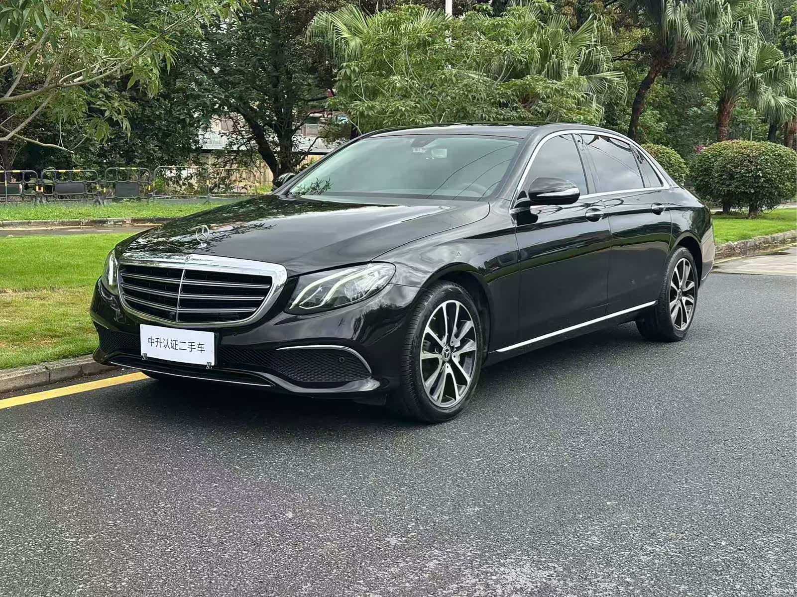 Mercedes-Benz E-Class, 2019 1
