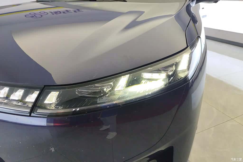 DongFeng eπ008, 2024 все фото