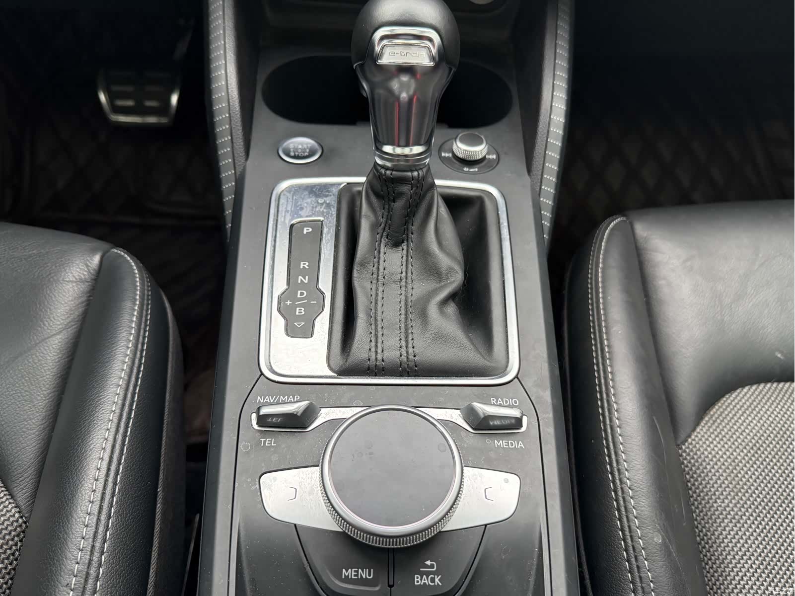 Audi e-tron, 2021 14